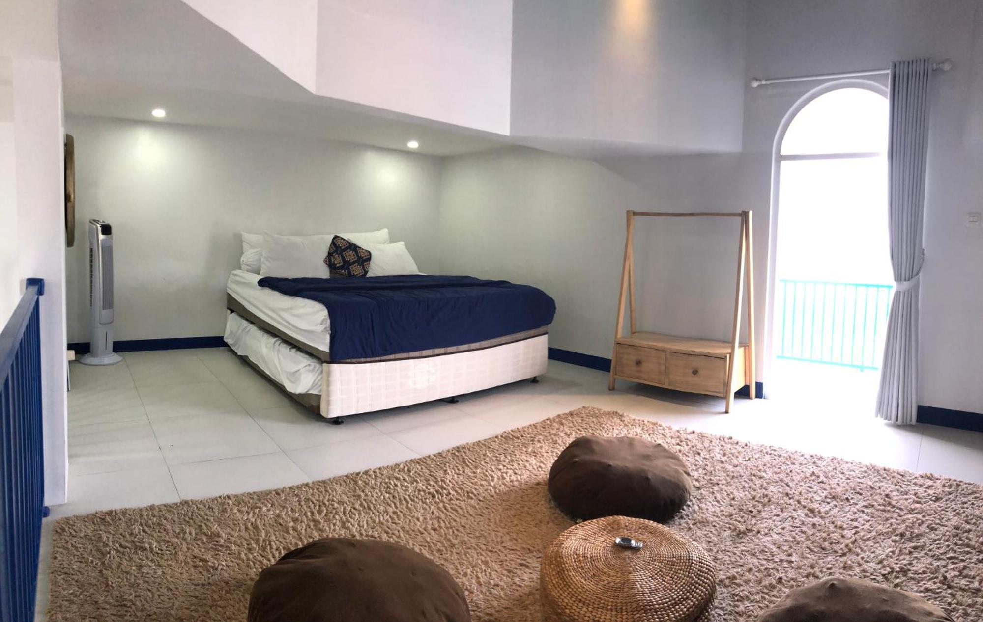 Villa Blue Door, Puncak Pondok Cipaseban Kültér fotó